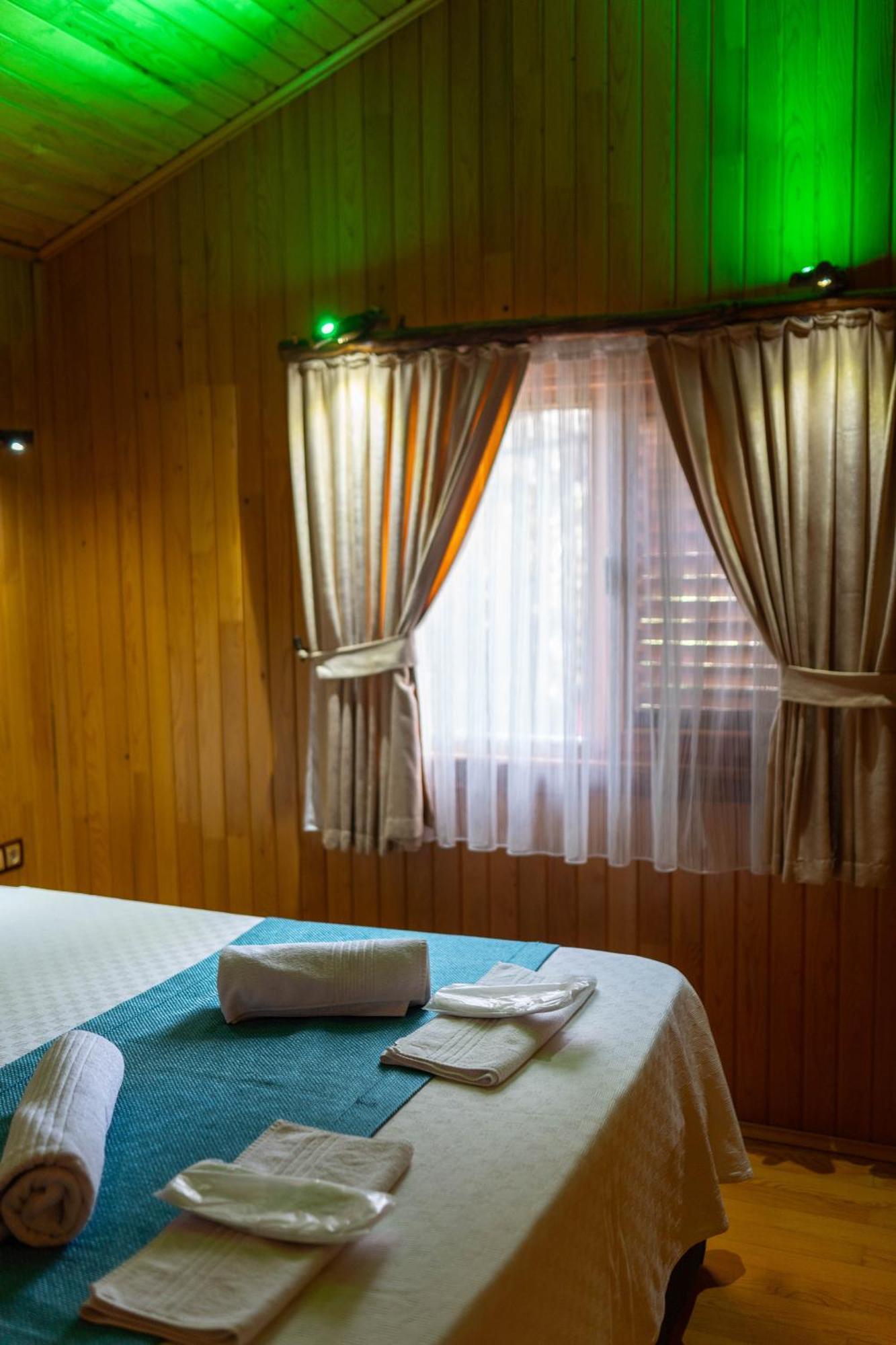Leontopolis Apart Otel Чирали Екстер'єр фото